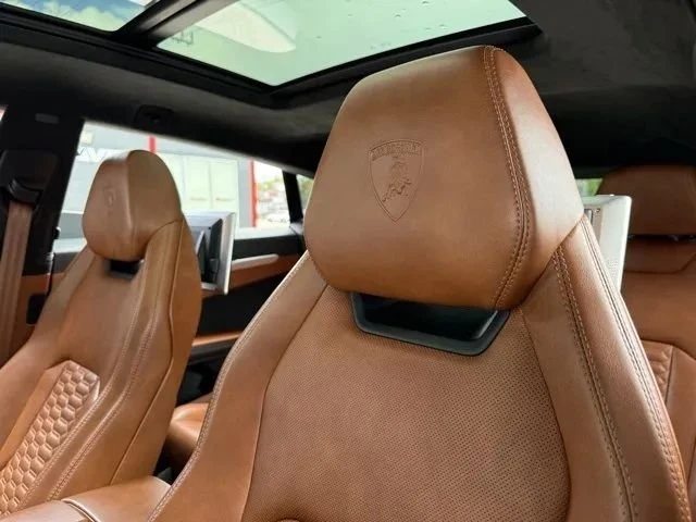 2019 Lamborghini Urus - Image 15 of 19