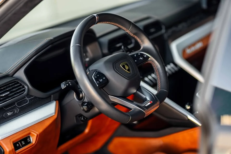 2019 Lamborghini Urus - Image 14 of 20