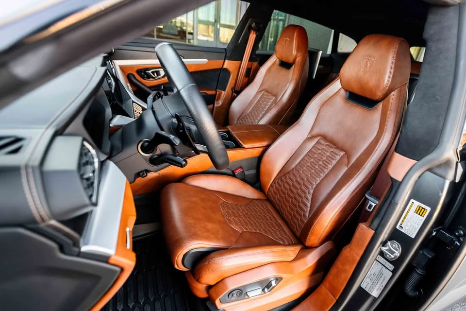 2019 Lamborghini Urus - Image 16 of 20