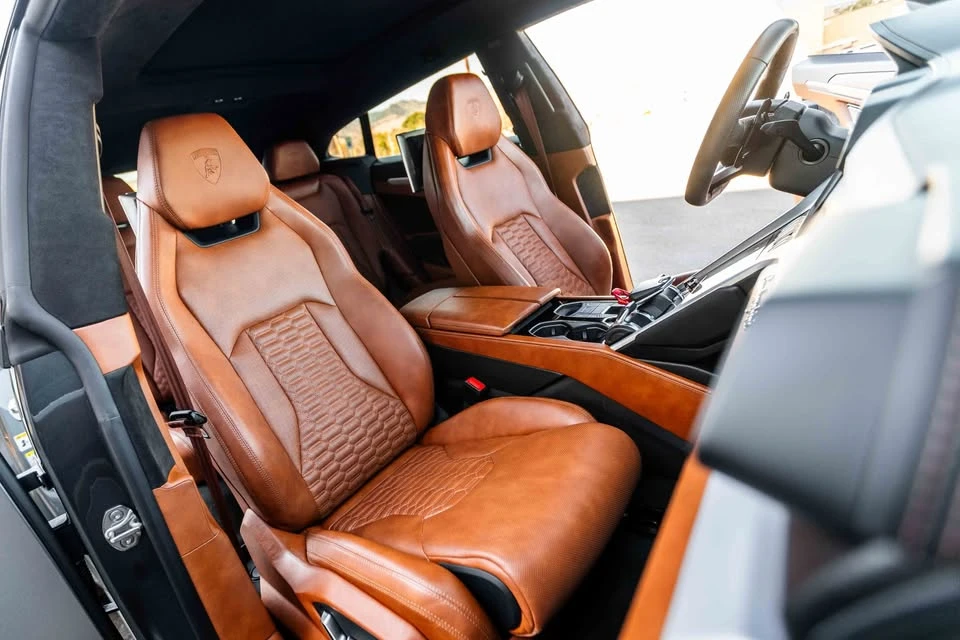 2019 Lamborghini Urus - Image 17 of 20