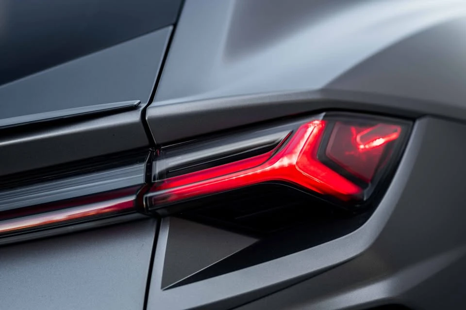 2019 Lamborghini Urus - Image 11 of 20