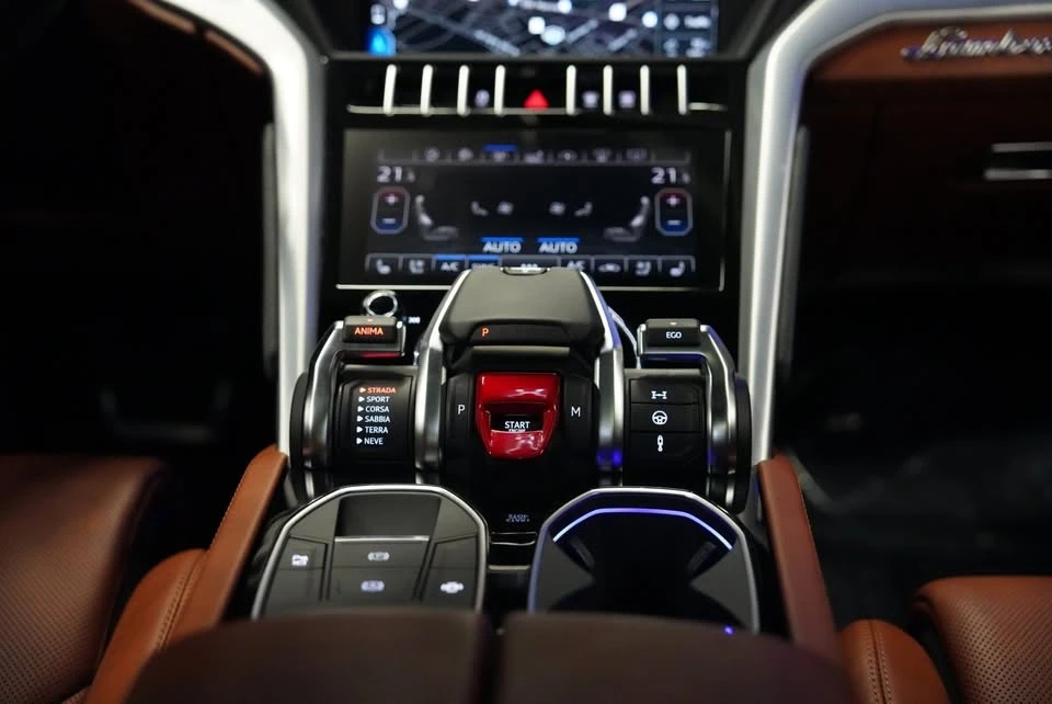 2019 Lamborghini Urus - Image 19 of 20