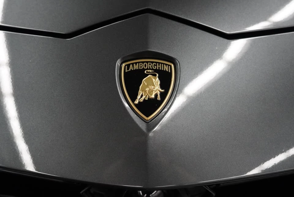 2019 Lamborghini Urus - Image 3 of 20