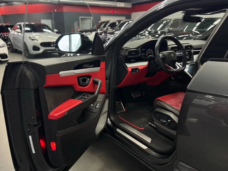 2019 Lamborghini Urus - Image 10 of 20