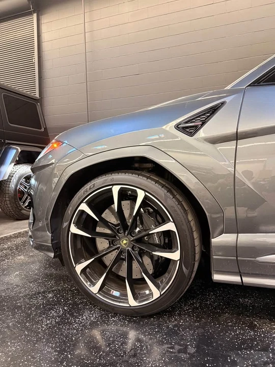 2019 Lamborghini Urus - Image 6 of 20