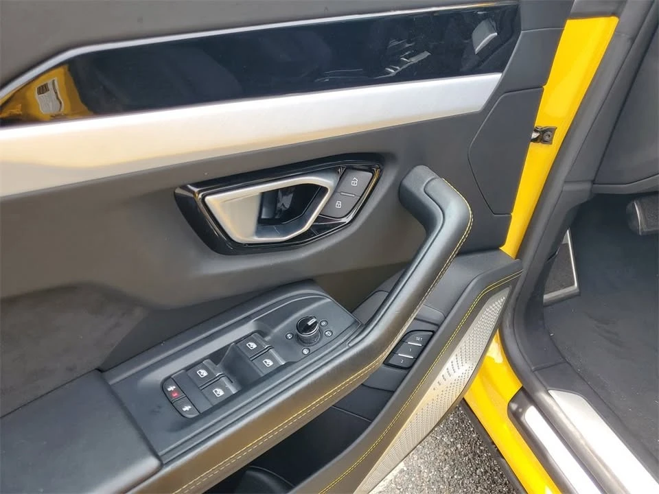 2019 Lamborghini Urus - Image 20 of 20
