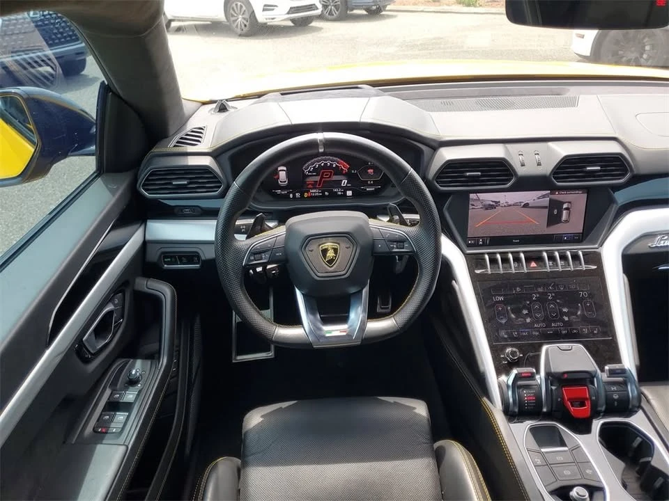 2019 Lamborghini Urus - Image 13 of 20