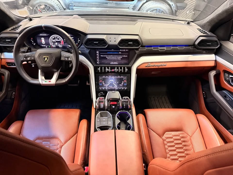 2019 Lamborghini Urus - Image 15 of 20