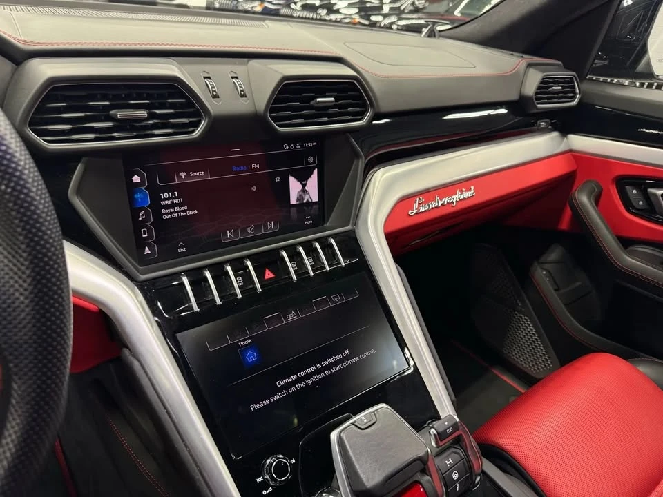 2019 Lamborghini Urus - Image 17 of 20