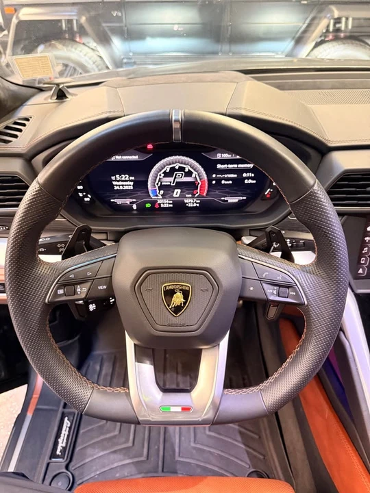2019 Lamborghini Urus - Image 2 of 20
