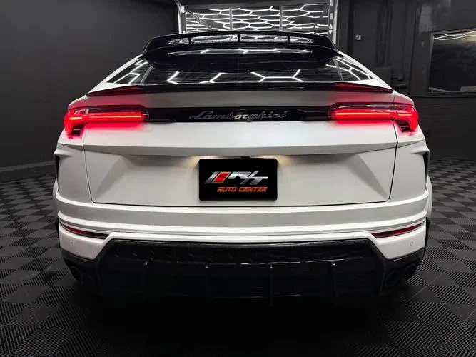 2019 Lamborghini Urus - Image 6 of 17
