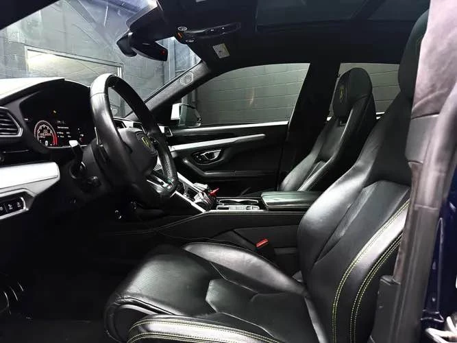 2019 Lamborghini Urus - Image 13 of 17
