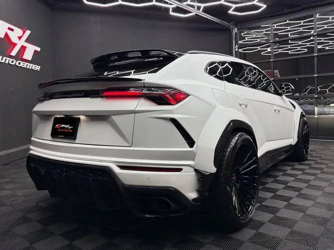 2019 Lamborghini Urus - Image 7 of 17