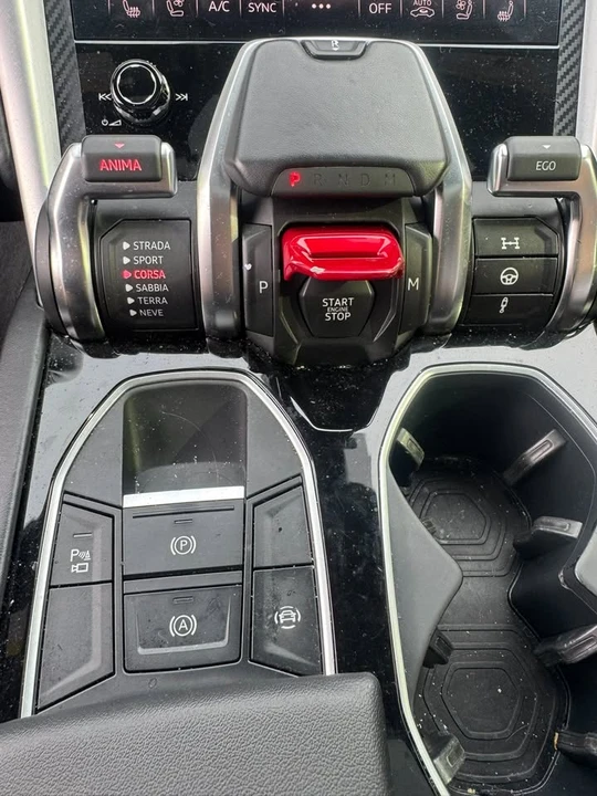 2019 Lamborghini Urus - Image 16 of 20