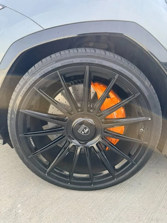 2019 Lamborghini Urus - Image 17 of 20