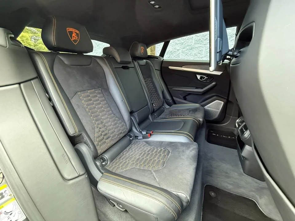2019 Lamborghini Urus - Image 10 of 19