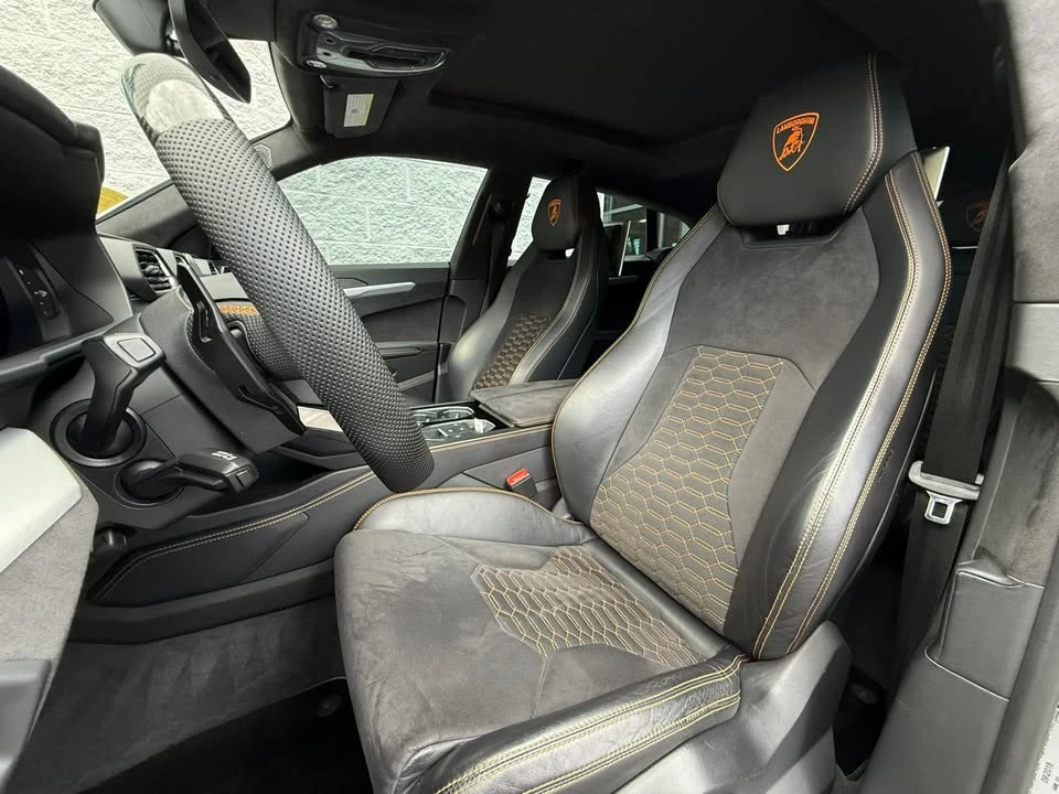 2019 Lamborghini Urus - Image 16 of 19