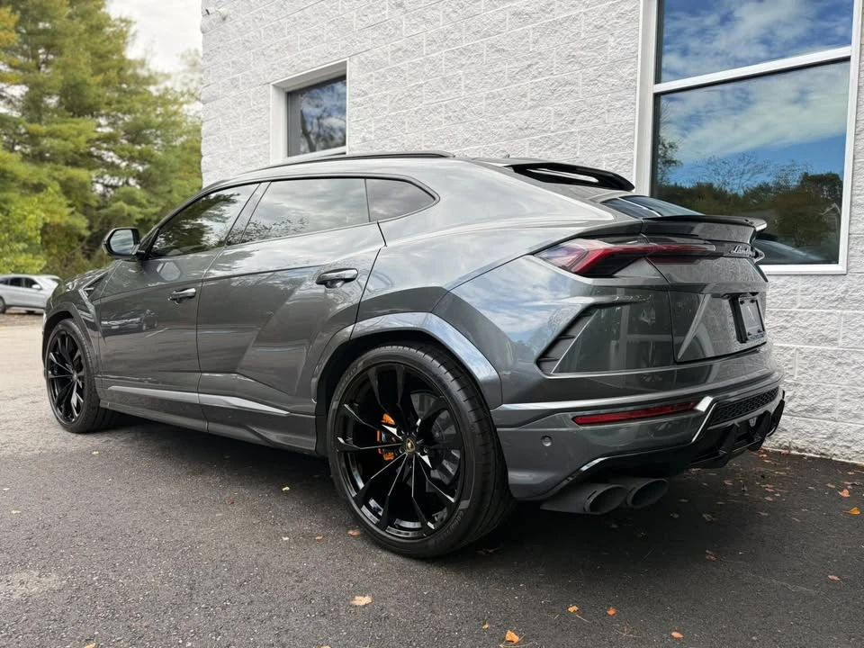 2019 Lamborghini Urus - Image 3 of 19