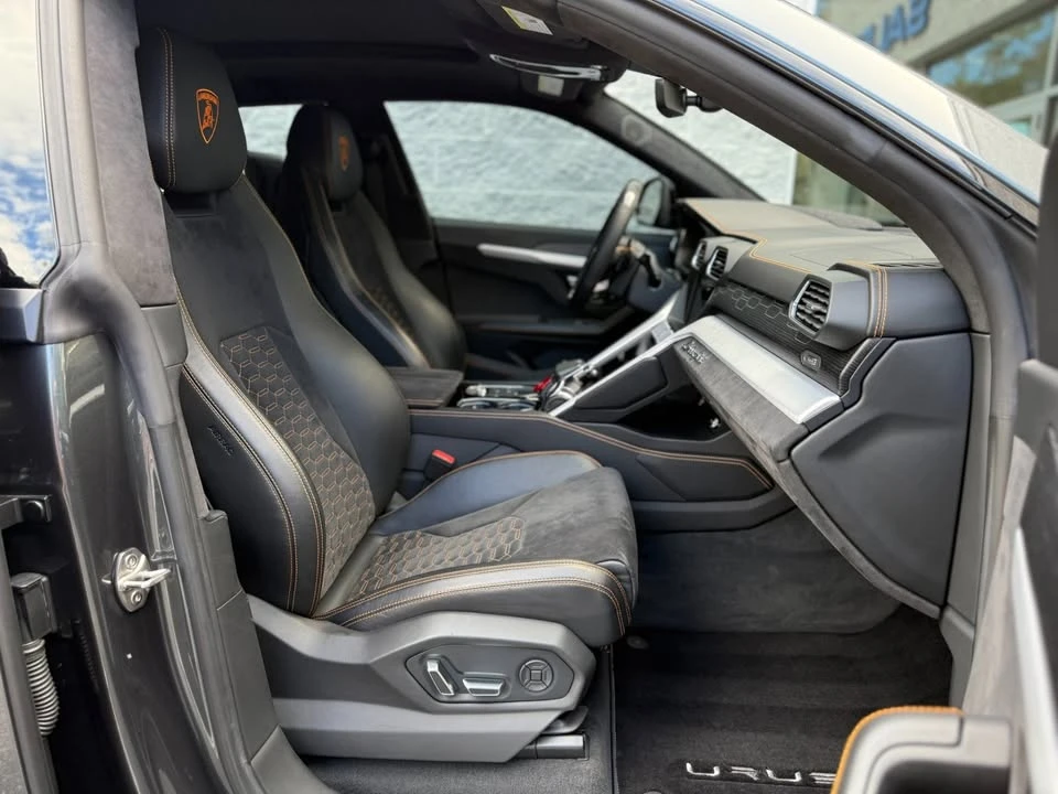 2019 Lamborghini Urus - Image 8 of 19