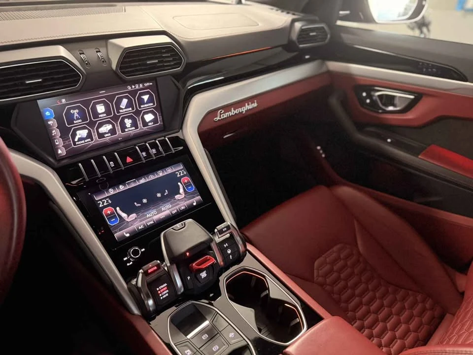 2019 Lamborghini Urus - Image 11 of 20