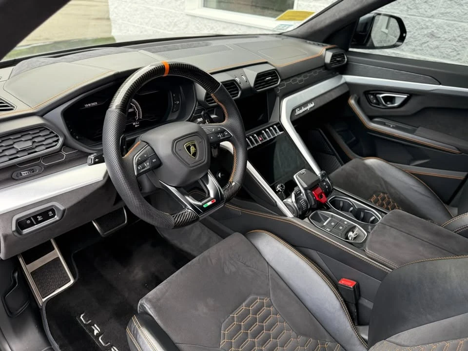2019 Lamborghini Urus - Image 15 of 19