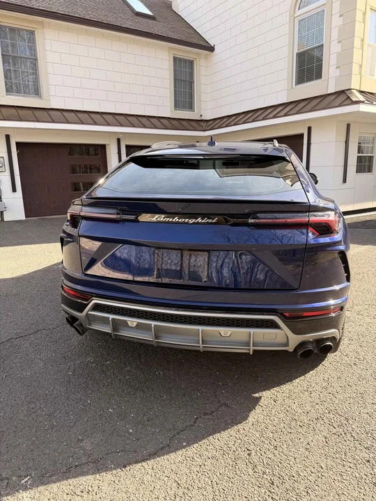 2019 Lamborghini Urus - Image 7 of 20