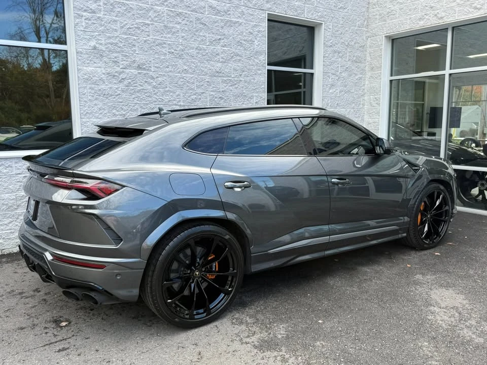 2019 Lamborghini Urus - Image 4 of 19
