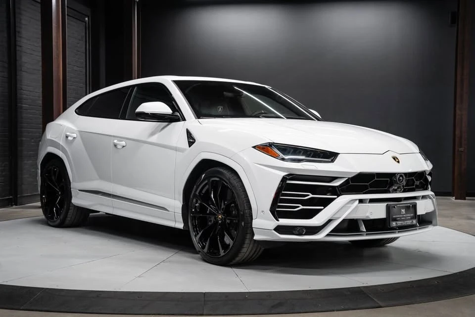 2019 Lamborghini Urus - Image 2 of 20