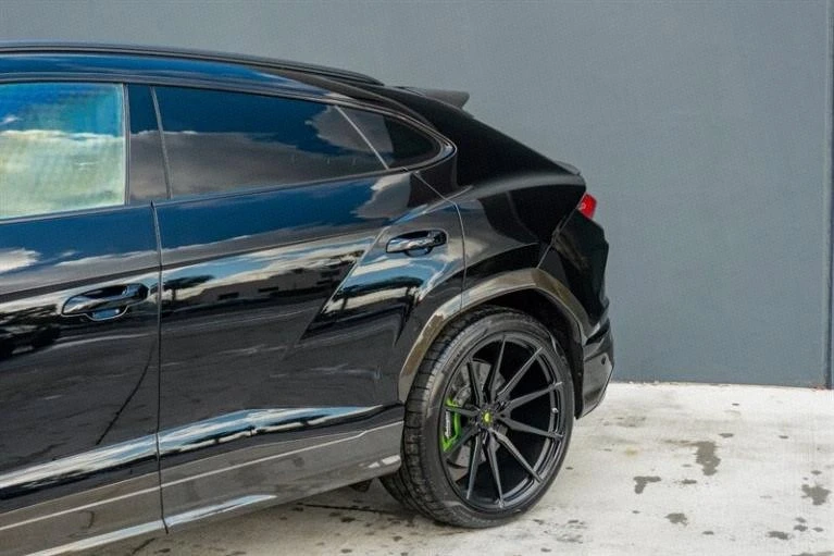 2019 Lamborghini Urus - Image 11 of 20