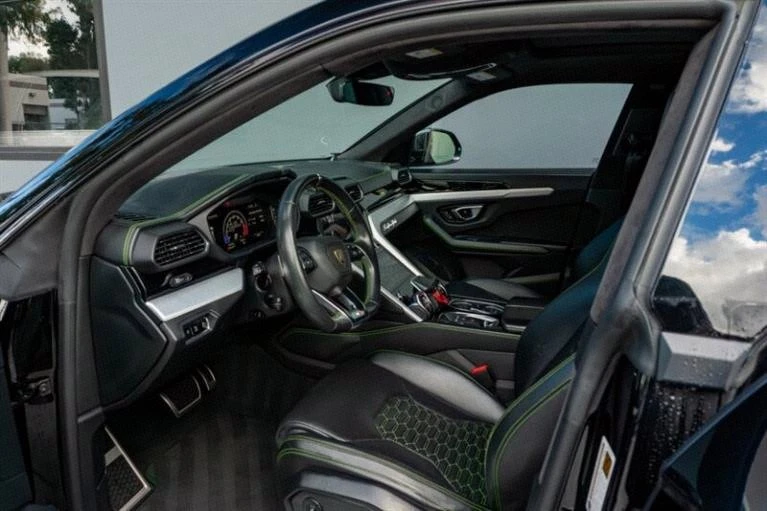 2019 Lamborghini Urus - Image 10 of 20