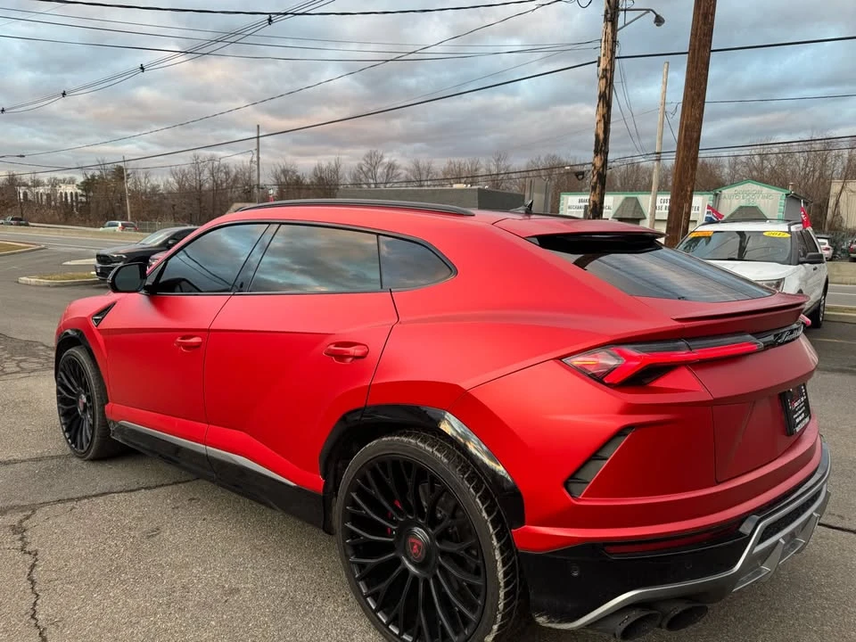 2019 Lamborghini Urus - Image 5 of 16