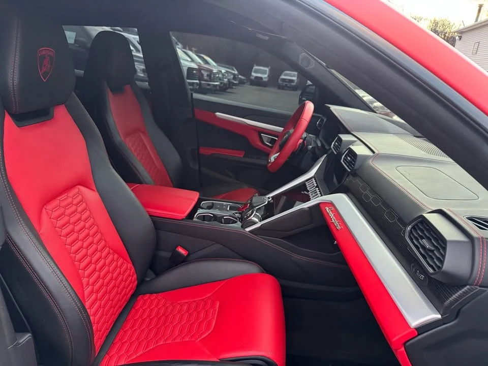 2019 Lamborghini Urus - Image 13 of 16