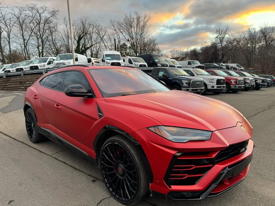 2019 Lamborghini Urus - Image 3 of 16