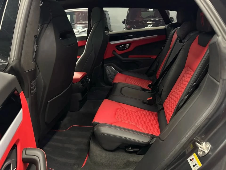 2019 Lamborghini Urus - Image 18 of 20
