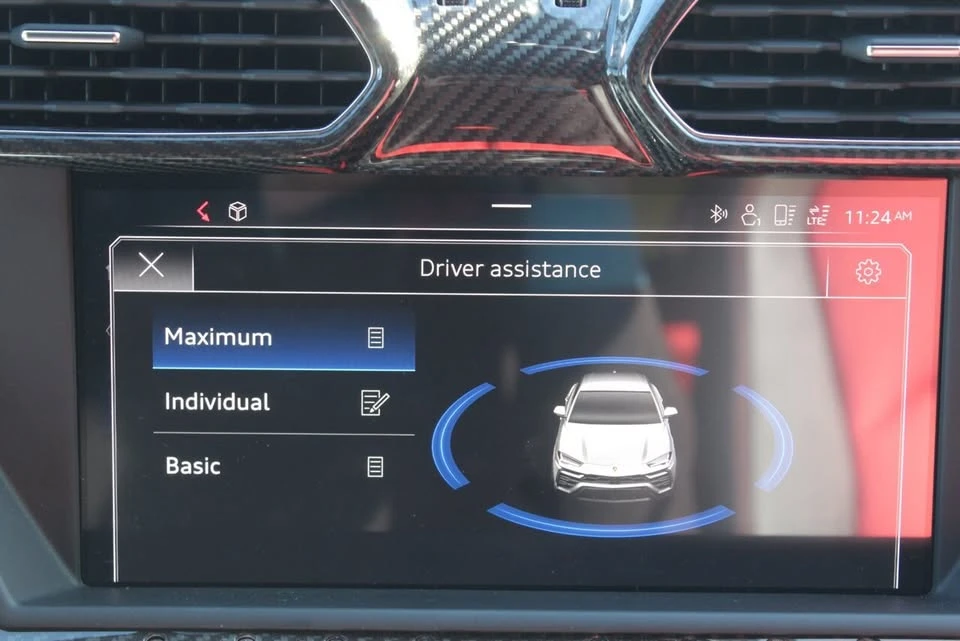 2019 Lamborghini Urus - Image 11 of 20