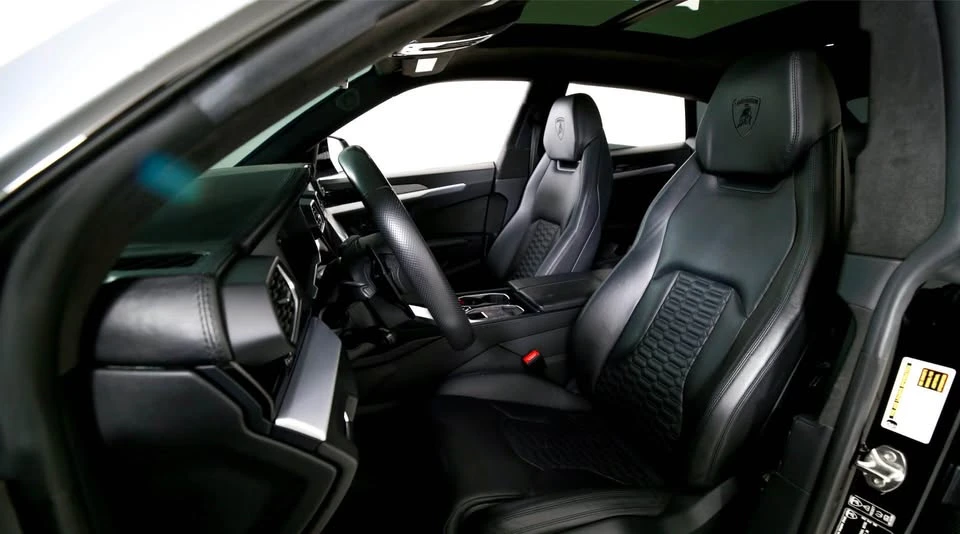 2019 Lamborghini Urus - Image 8 of 20