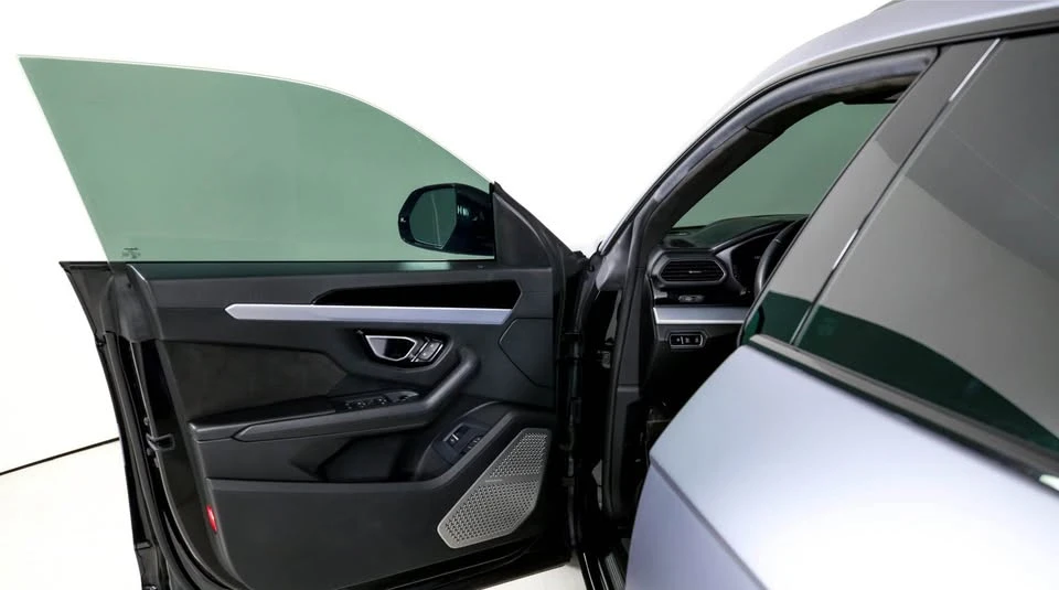 2019 Lamborghini Urus - Image 7 of 20