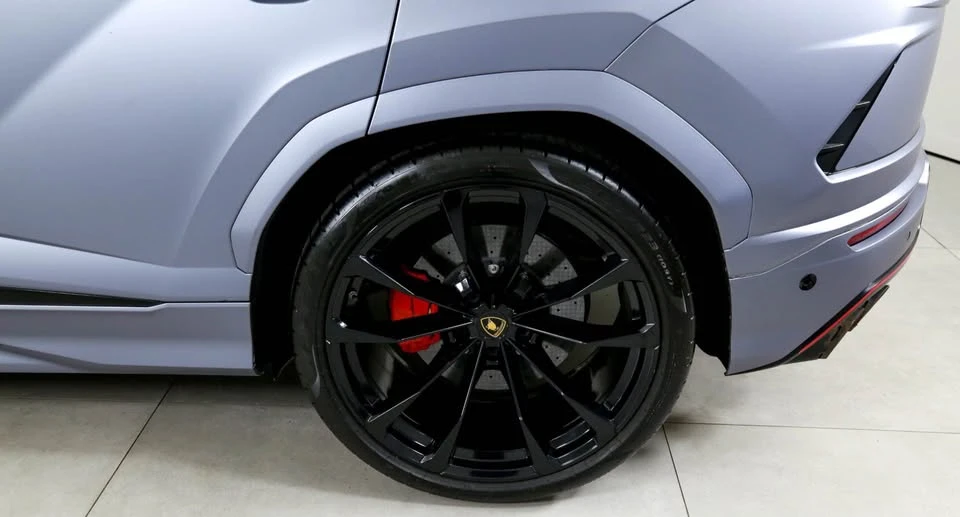 2019 Lamborghini Urus - Image 19 of 20