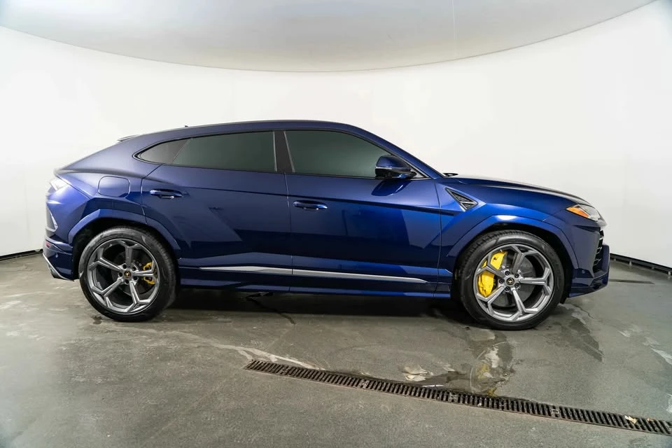 2019 Lamborghini Urus - Image 4 of 12