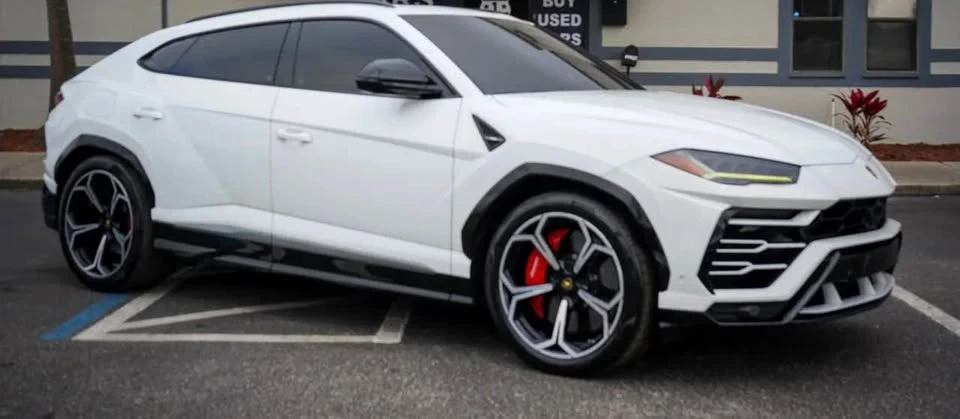 2019 Lamborghini Urus - Image 3 of 16