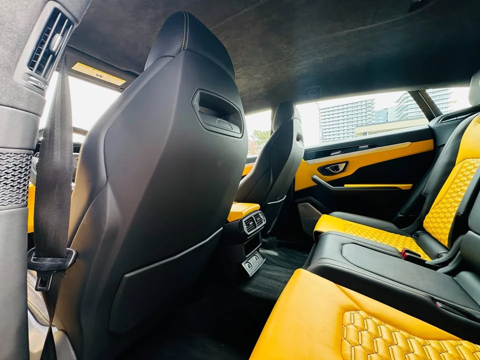 2019 Lamborghini Urus - Image 19 of 20