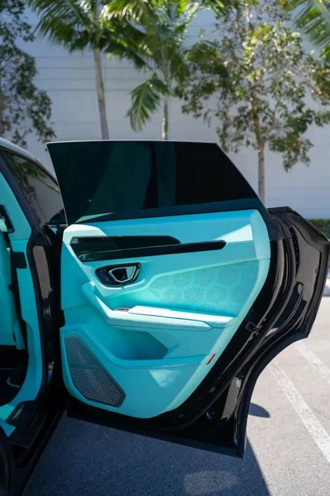 2019 Lamborghini Urus - Image 17 of 20