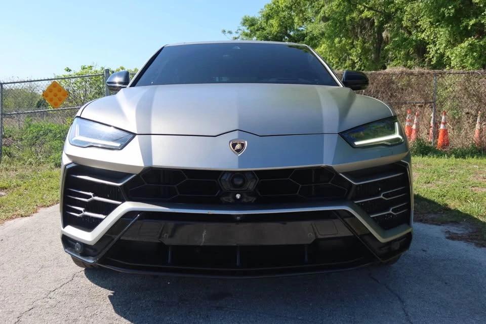 2019 Lamborghini Urus - Image 3 of 12