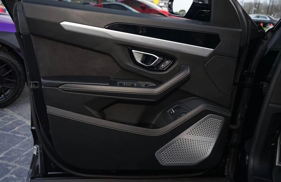 2019 Lamborghini Urus - Image 18 of 20
