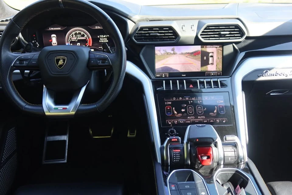 2019 Lamborghini Urus - Image 8 of 12