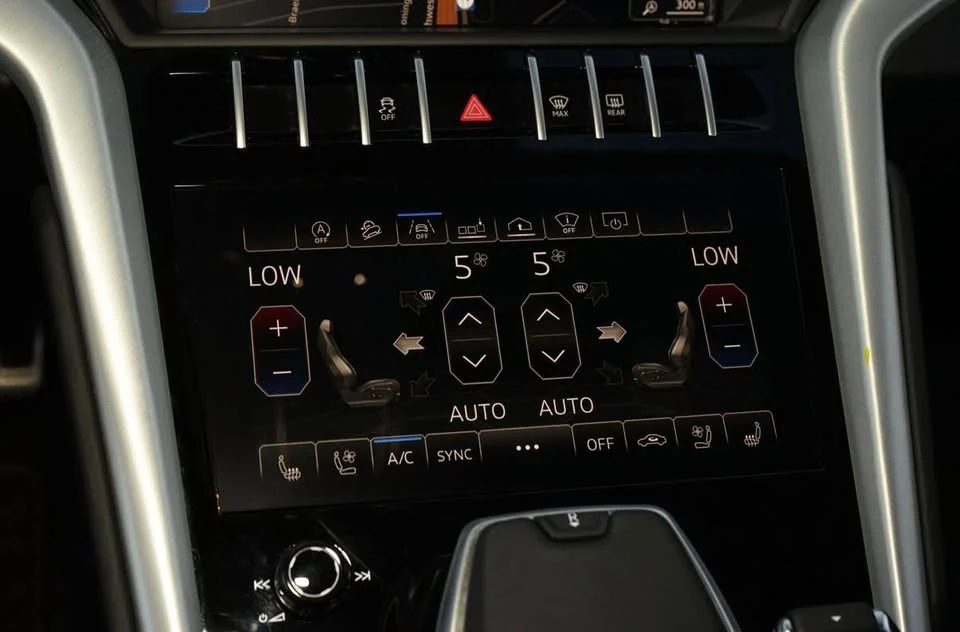 2019 Lamborghini Urus - Image 14 of 20