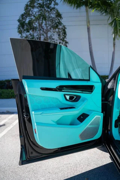 2019 Lamborghini Urus - Image 8 of 20