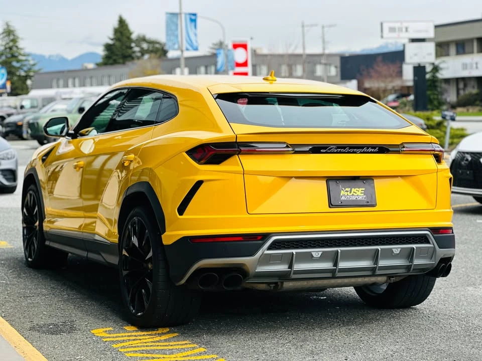 2019 Lamborghini Urus - Image 7 of 20