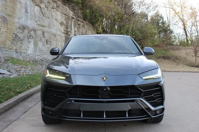 2019 Lamborghini Urus - Image 2 of 20