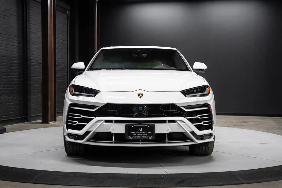 2019 Lamborghini Urus - Image 8 of 18